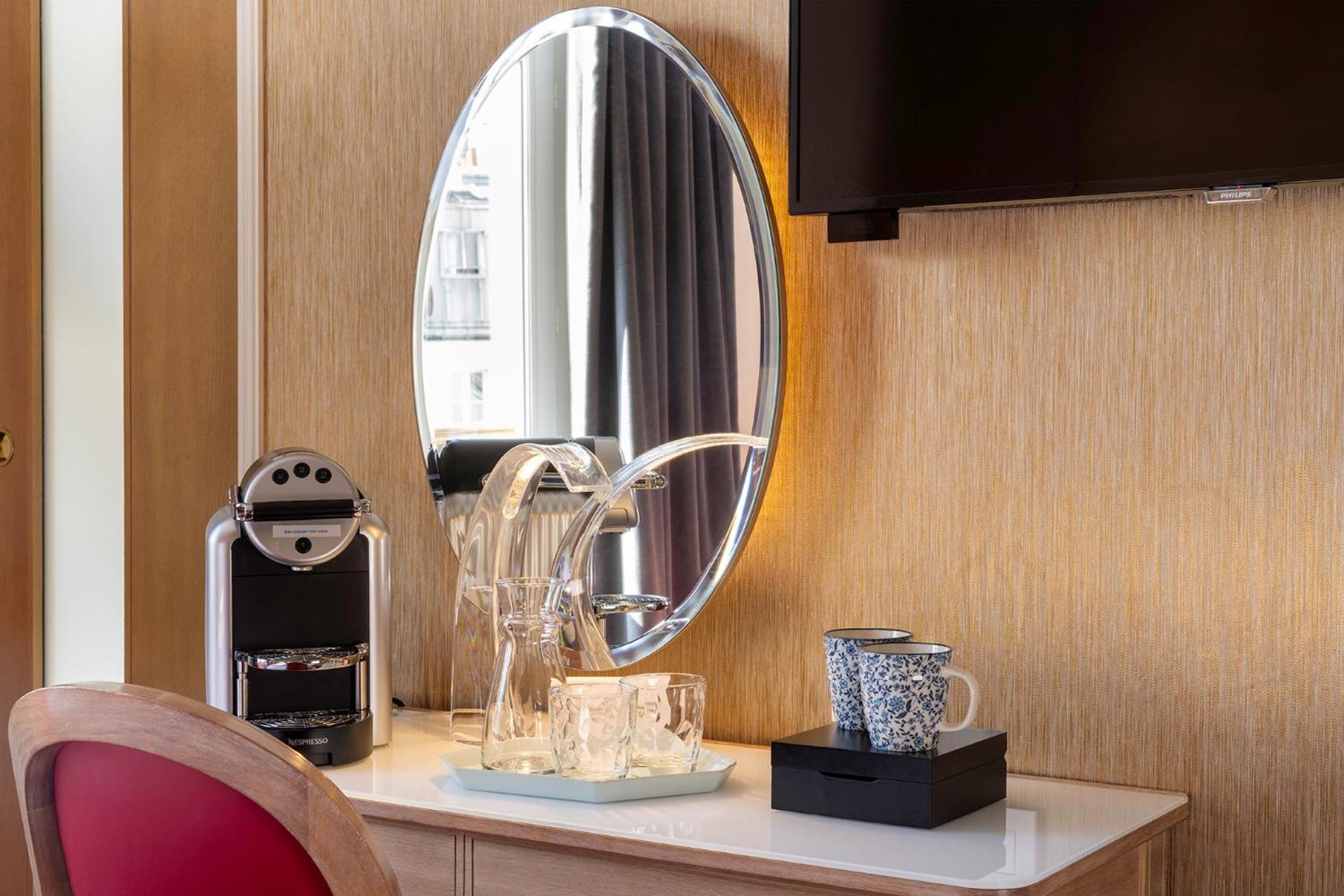 Hotel Muguet Paris Luaran gambar