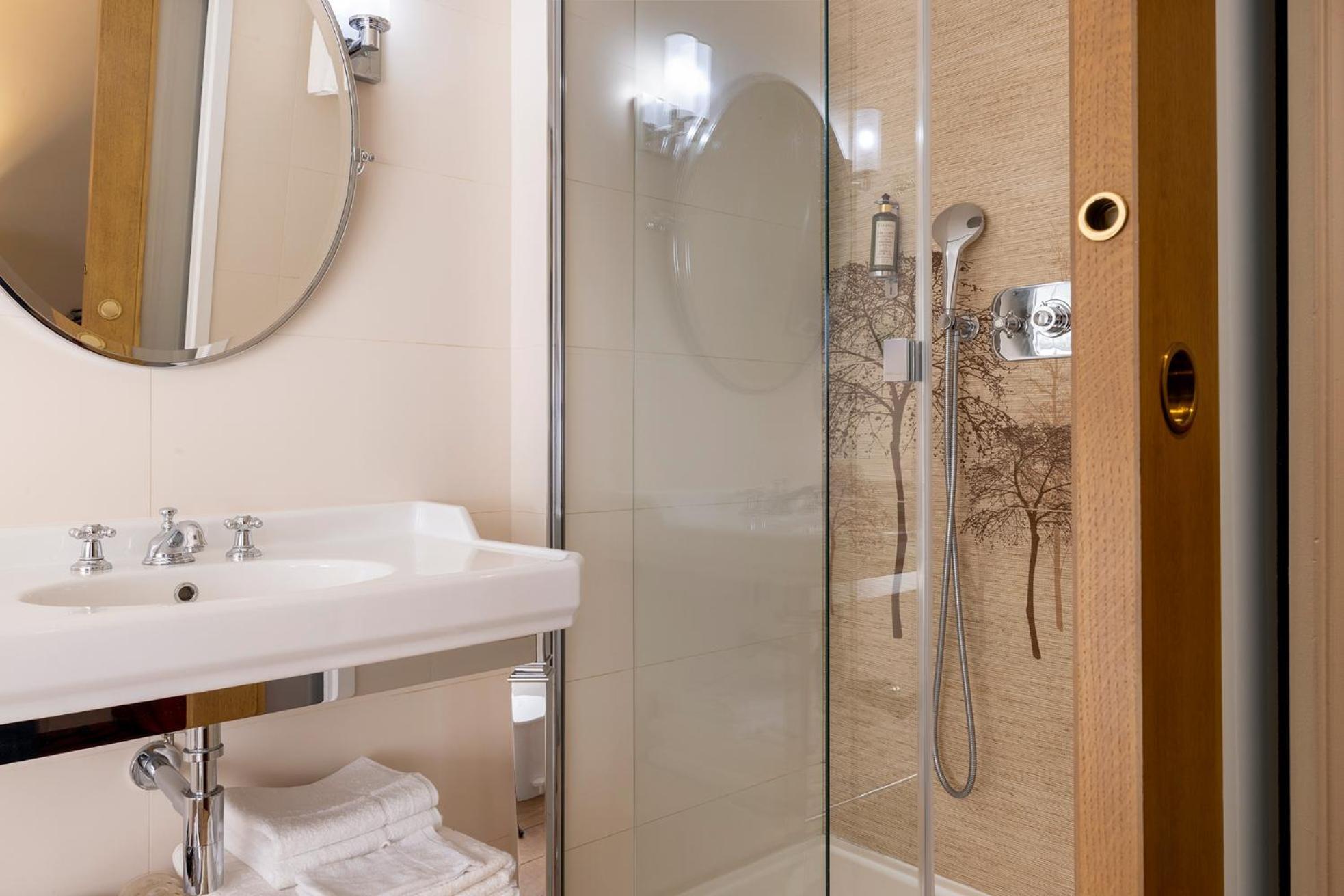 Hotel Muguet Paris Luaran gambar