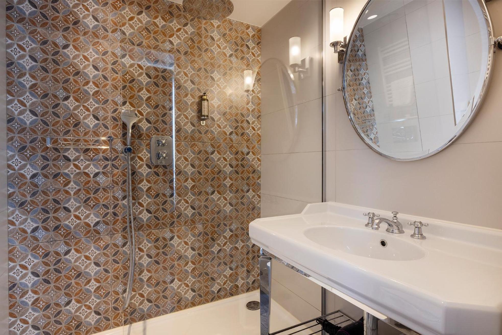 Hotel Muguet Paris Luaran gambar